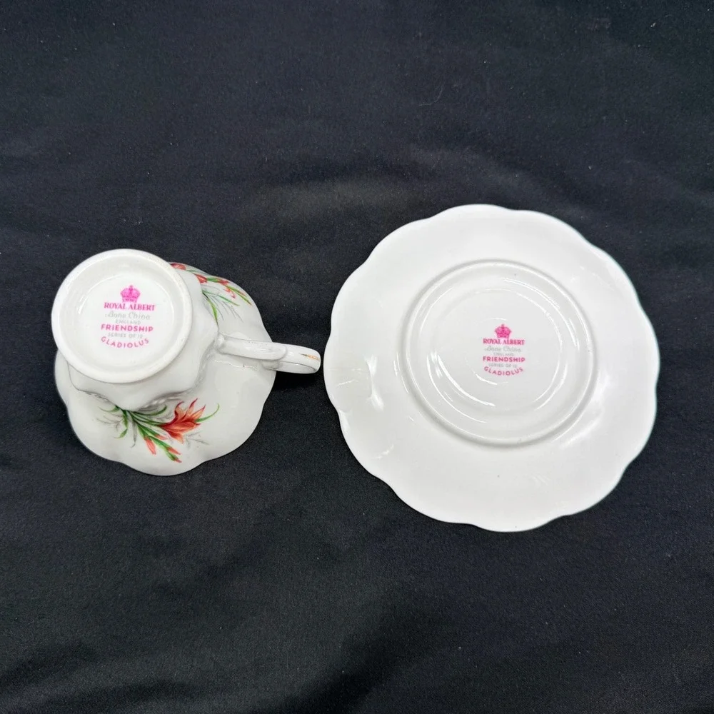 Royal Albert Friendship Series Gladiolus Tea Cup and Saucer Set Bone China
